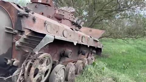 Ukraine War - Another destroyed Ukrainian BMP near the village of Staromlinovka