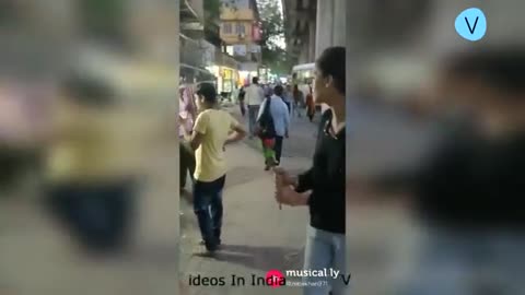 Beautiful Girl Proposed To The Boy In The Road ! Viral Video !!