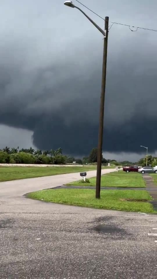 Another Tornado Spotted Near Clewison, Florida, Less than an Hour from Palm Beach 6:24pmET