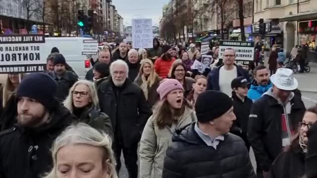 SWEDEN (STOCKHOLM) PROTESTING AGAINST VACCINE PASSPORT!