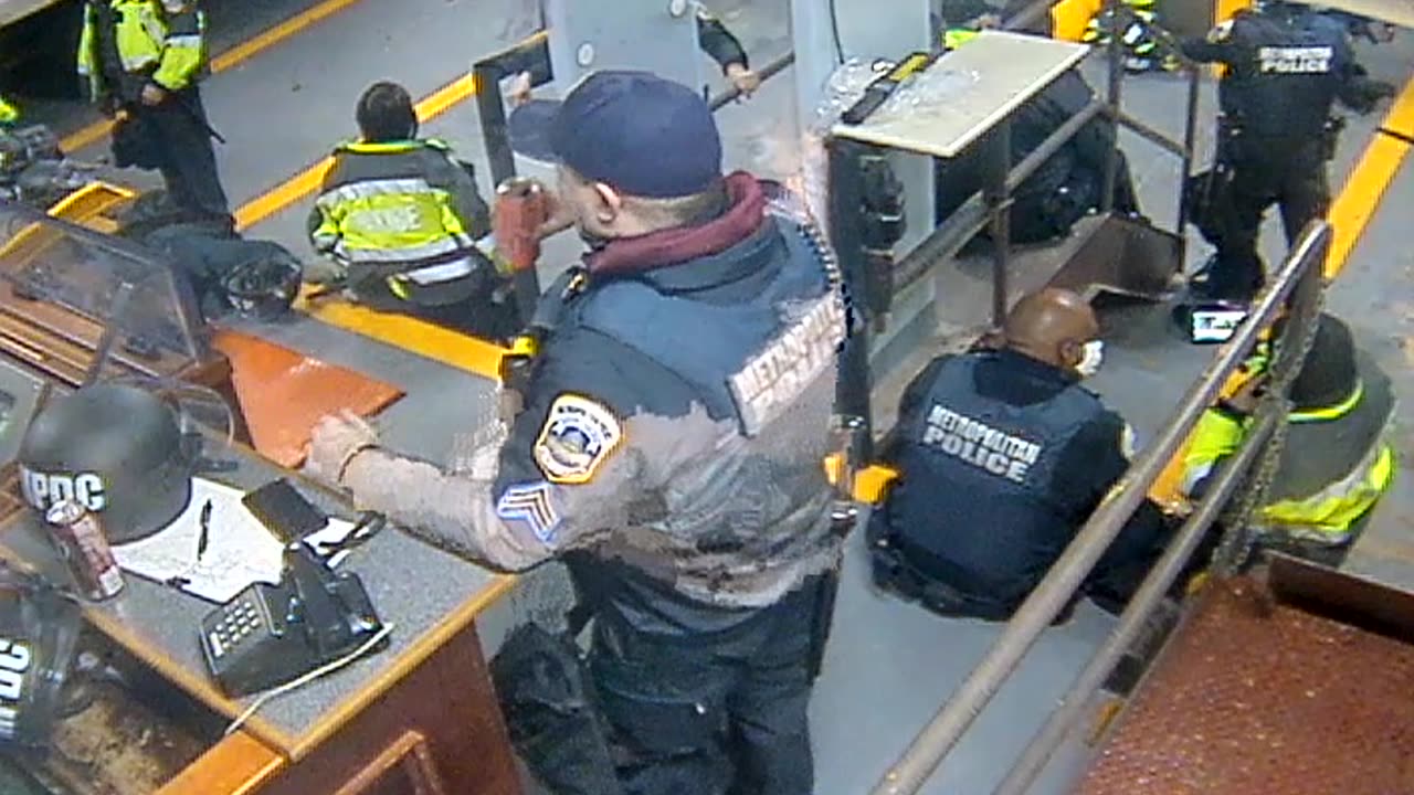 3205LHOBBACStLoadingDock_2021-01-06_19h06min27s247ms.mp4