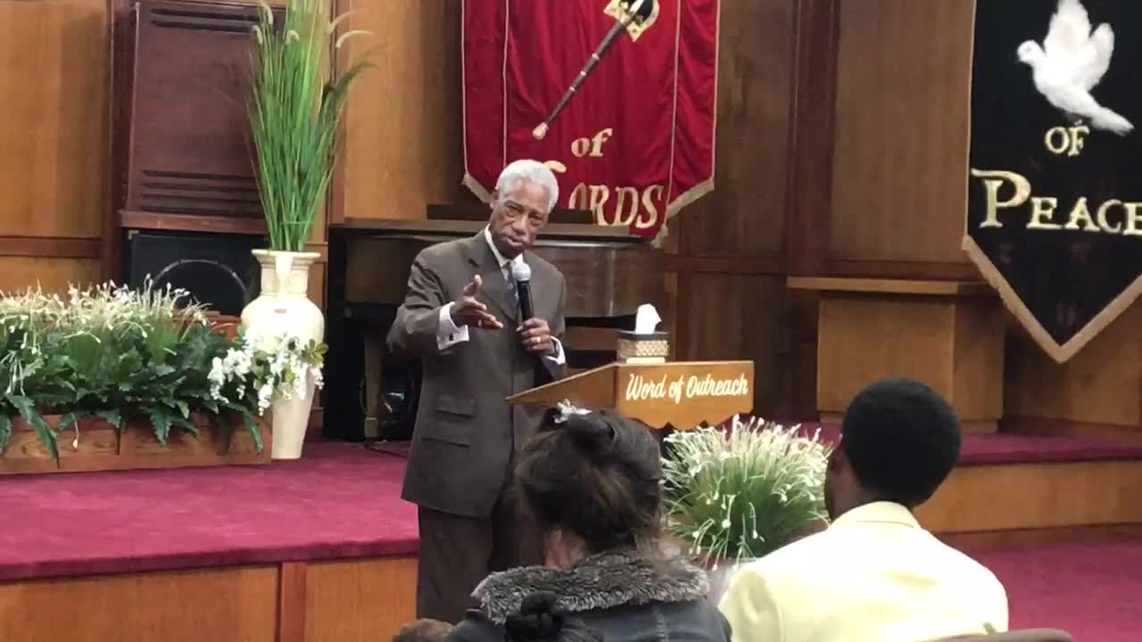 Bishop Prepares The Saints For OVERCOMERS Conference