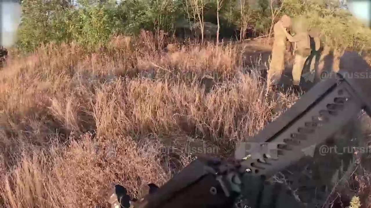 17 Ukrainian Fighters Lay Down Arms In DPR to Russian Forces