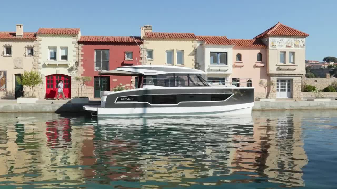 New MY4.S, Dolce Vita #1