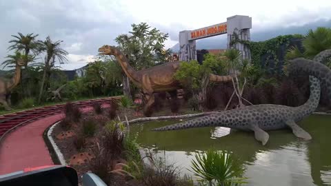 learn in the world of dinosaurs jatim park 2
