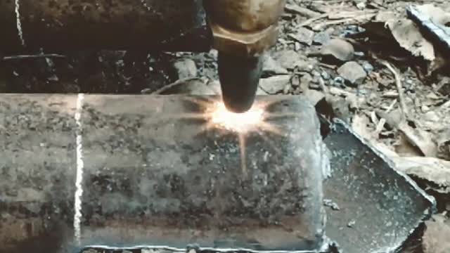 Cutting metal.. Relaxing music video