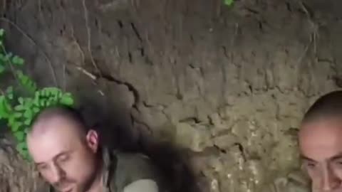 🚨Emotional moment of truth between a Russian soldier and Ukrainian POWs