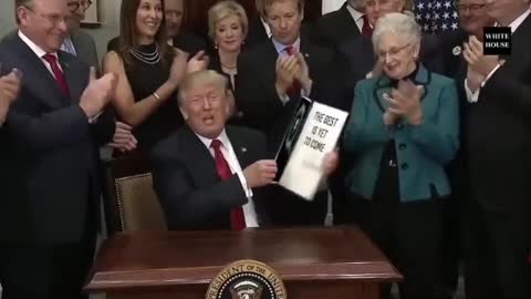 TRUMP The best... Q...