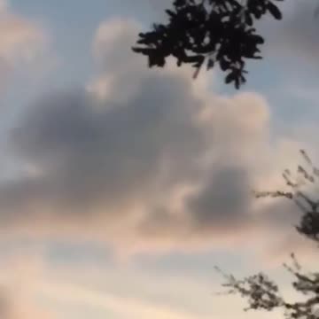 UFO CHARIOT OF GOD ANGELS HOVERED...FOOTAGE FILMED IN TAMPA BAY🕎Isaiah 13:3 “my mighty ones”