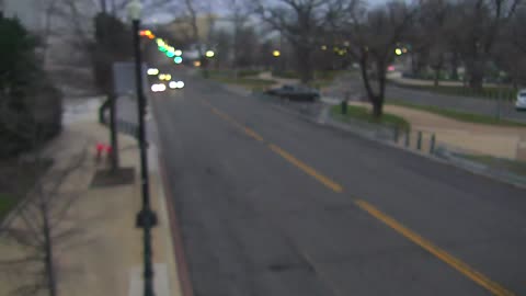 0936RHOB00IndepAveSWEastofTaxi_2021-01-06_07h20min01s353ms.mp4