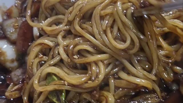 Dry black bean soy sauce noodle (Gan-jja-jang)
