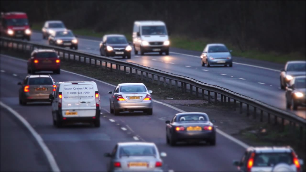 10 min. Subliminal Clip: Activity (Keep Moving!) Cars Driving with Music and White Noise sounds.