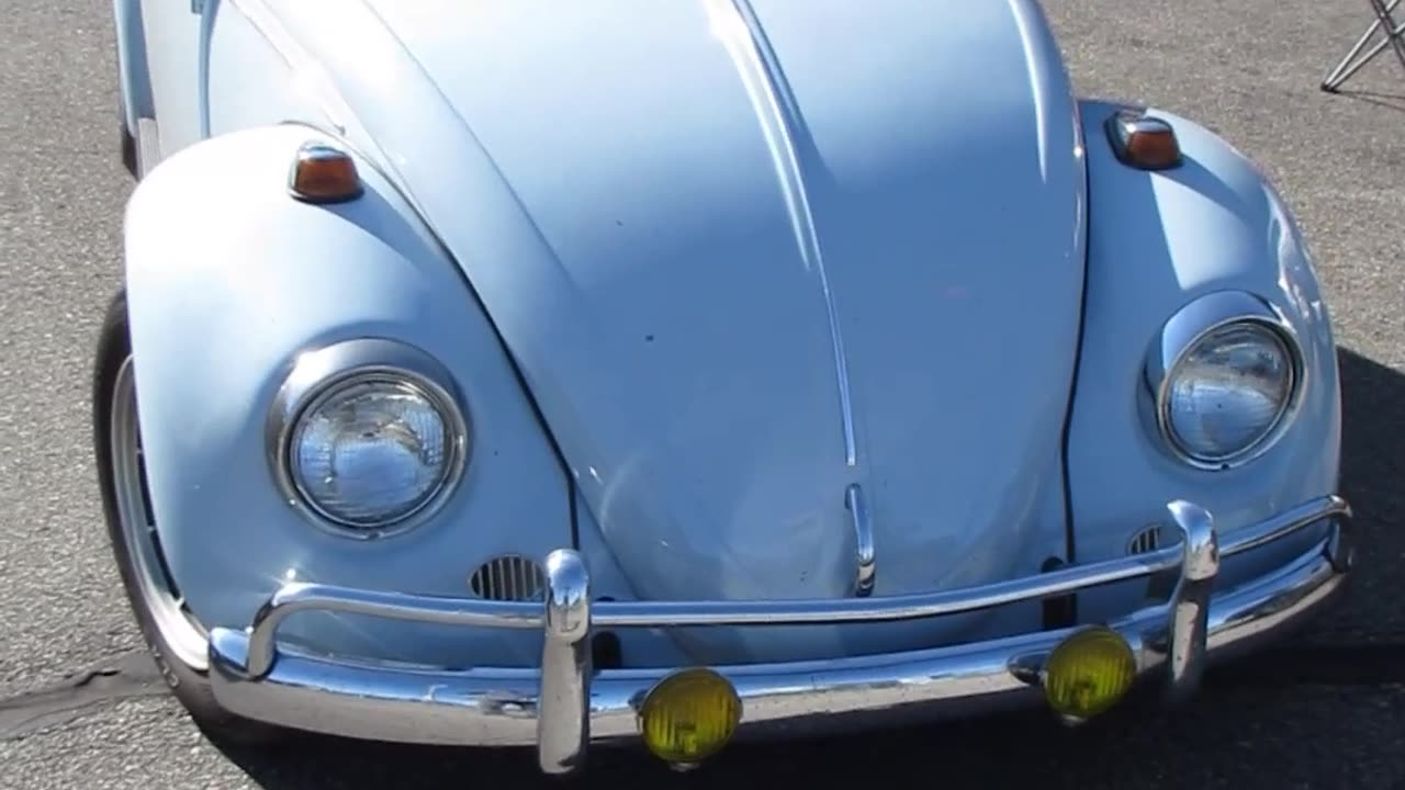 1967 Volkswagen Deluxe Beetle