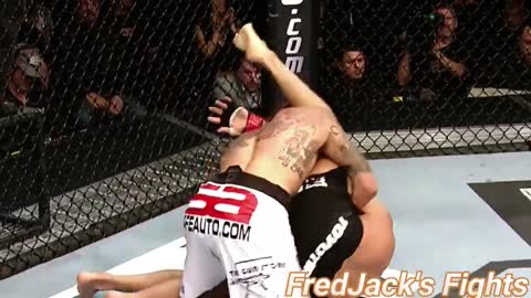 Anthony Pettis vs Clay Guida best moments...