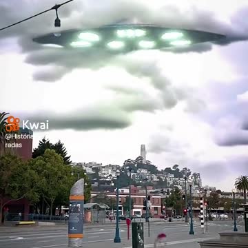 Gigantic Flying Saucer Flying Low Over The City