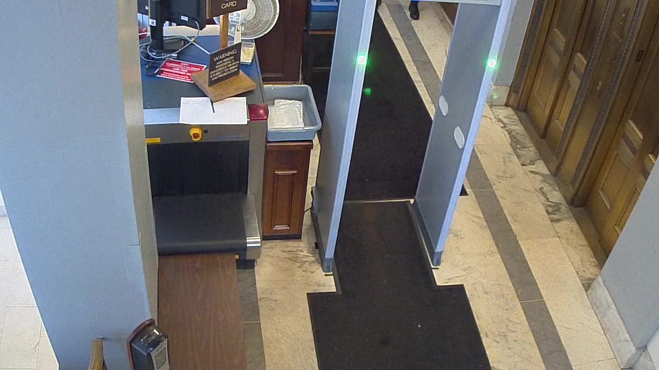 1017RSOB01DelAveADADoor_2021-01-06_13h39min56s783ms.mp4