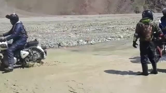 baaratpur ladakh biking during monsoon