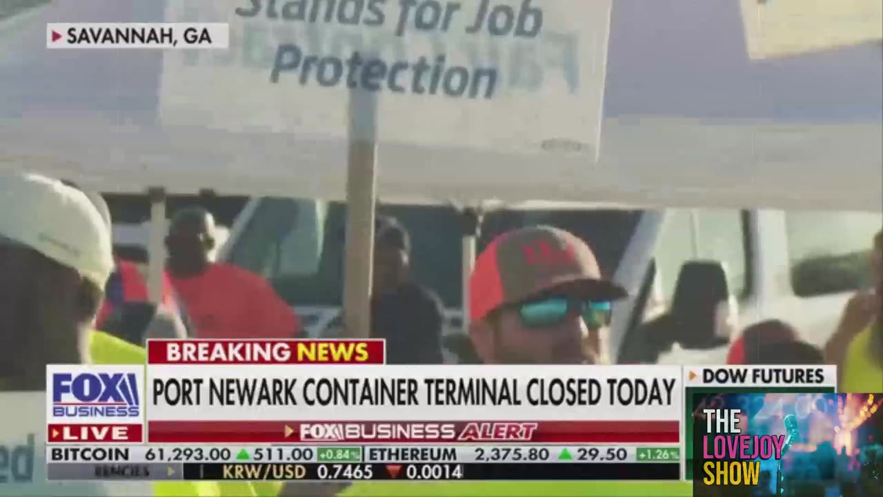 Port Workers Strike Ends Temporarily