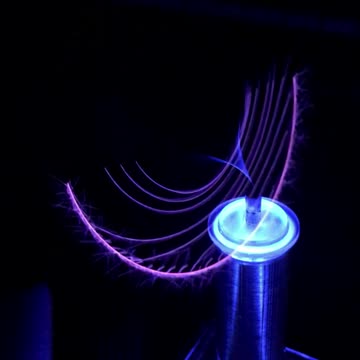Tesla Coil is Out of this World!