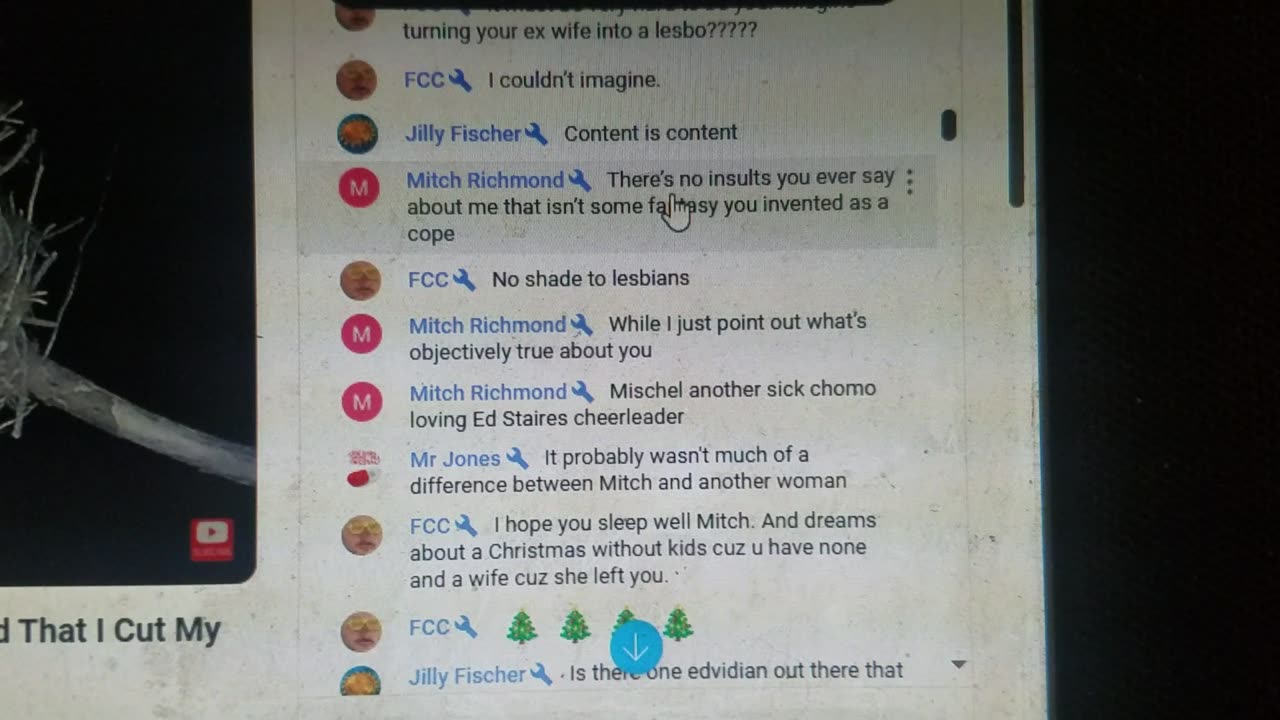 Mitch aka Hoax Wars vs FCC in Skatties Chat 😅🤣