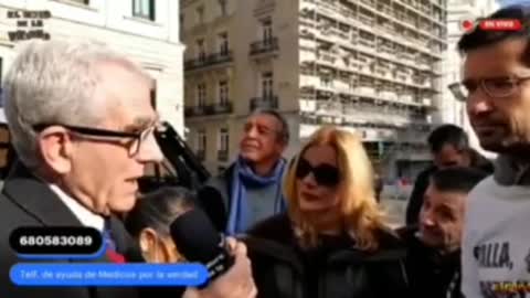 ¿POR QUÉ LA GENTE NO DESPIERTA?