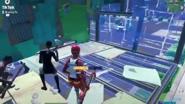 The three fastest editors meet in game....