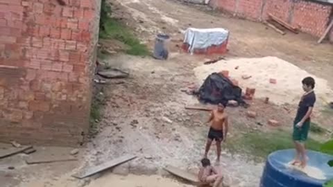 Criança raiz