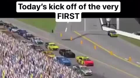 Start of the first NASCAR woman’s race!