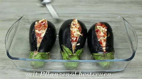 A quick recipe for baked eggplant with mozzarella and feta! Quick and tasty!