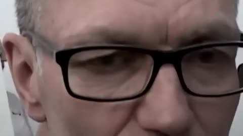 SCHIEßBEFEHLHau ab & Lügner - SCHOLZ erntet heftige Kritik WELT #Shorts