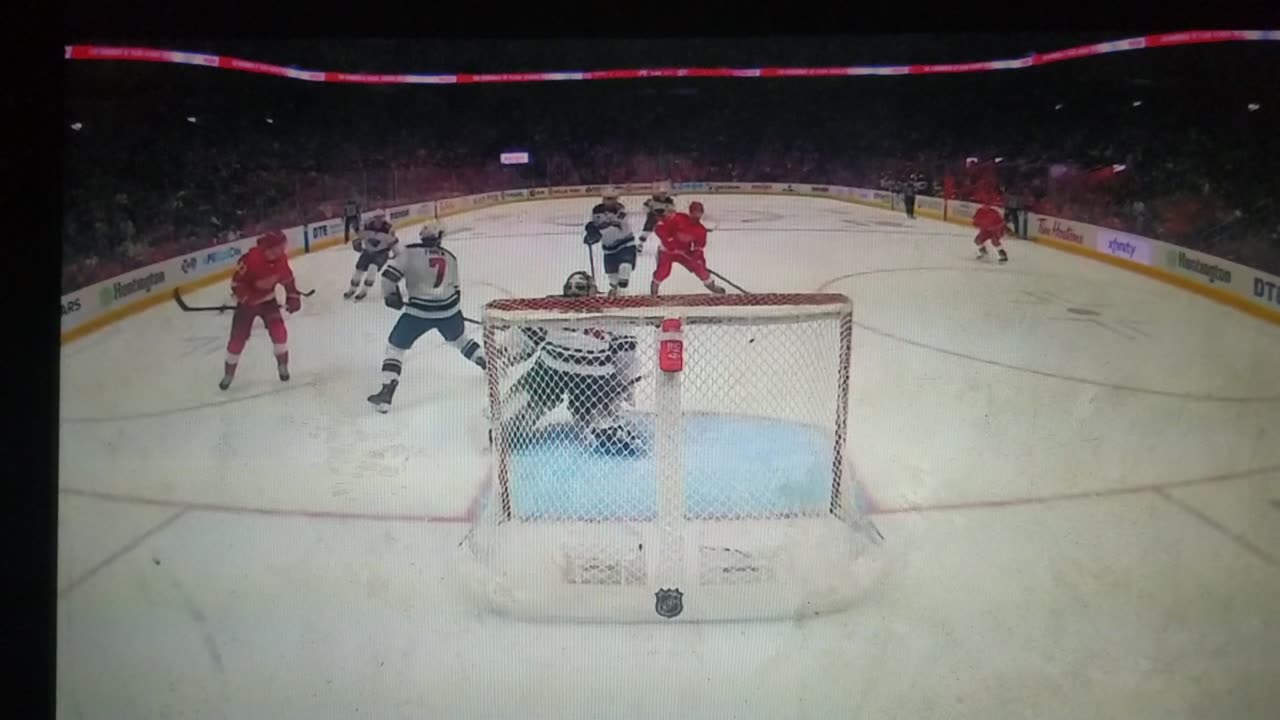 MIN vs DET - Red Wings Lead 2-1