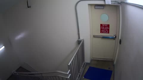 6131RHOBGRRGST4Stairwell4_2021-01-06_02h00min01s410ms.mp4