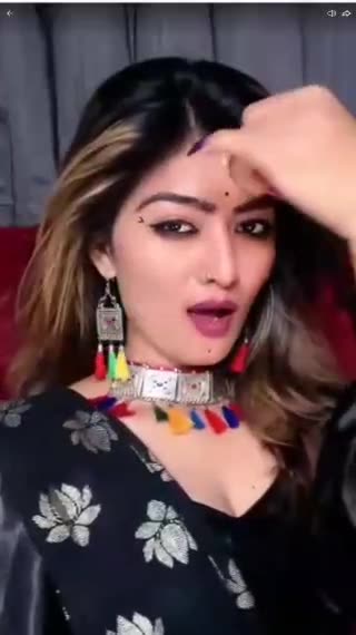 Live talk-show sing items girls Indiana 1