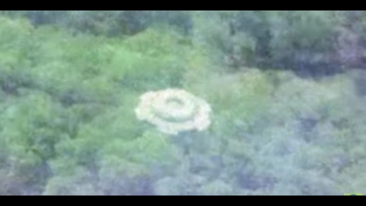 Helicopter Films UFO over New Zealand