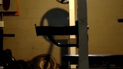 Trying out zombie squats 135