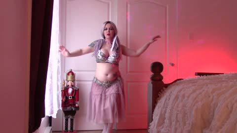 (Late) Nutcracker Bellydance by Nicola