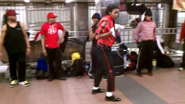 On Subway Michael Jackson !