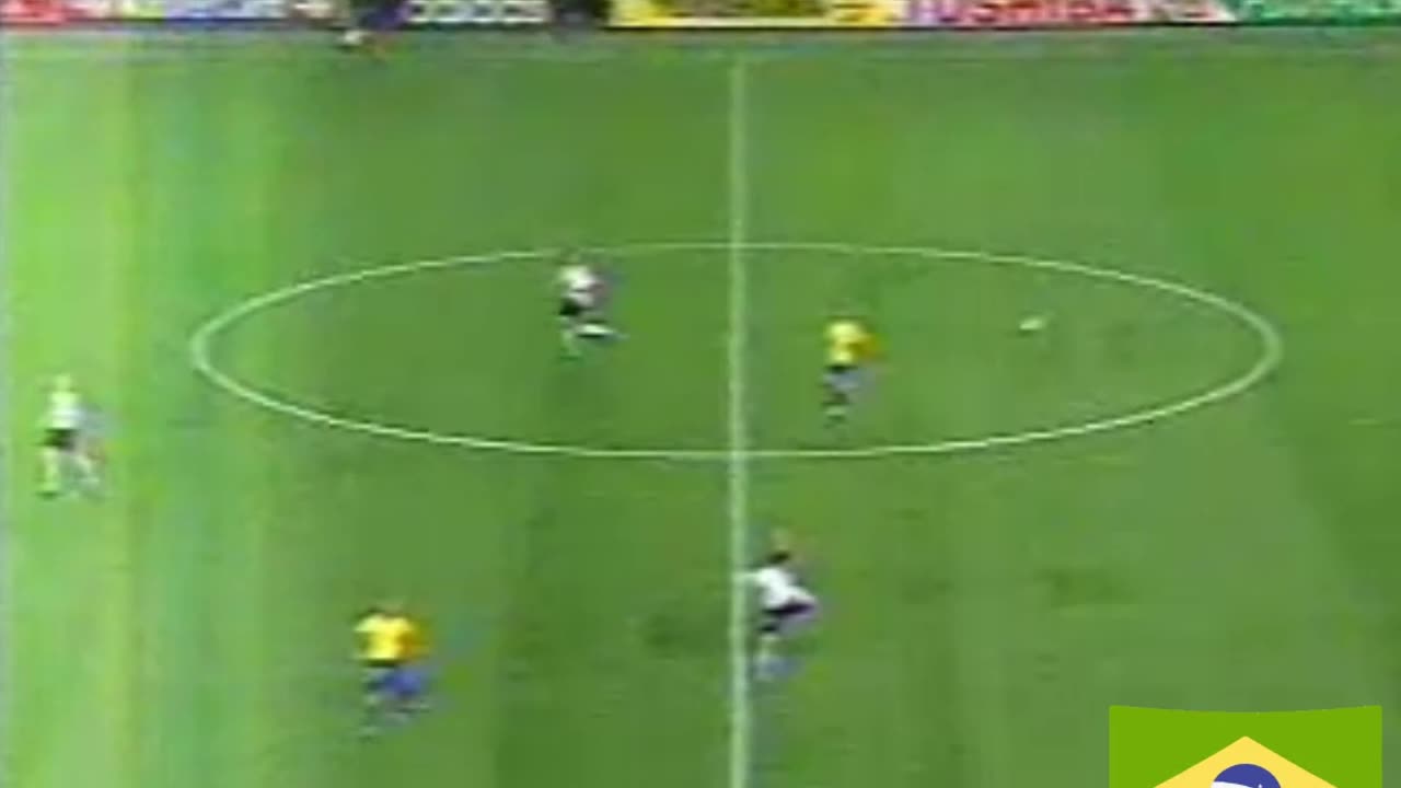 SHORT - Brasil 2 x 0 Alemanha - Copa de 2002 - Gol do Título