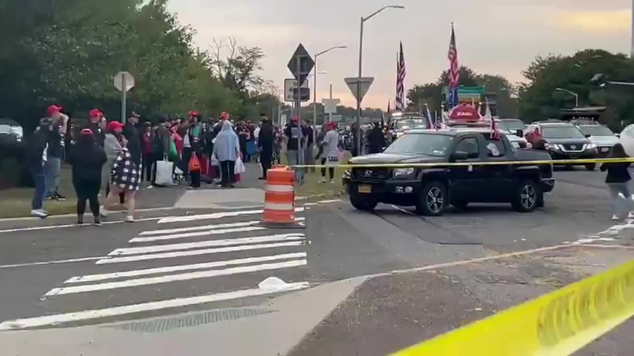 Trump supporters line up 12 hours early for rally in Uniondale, New York