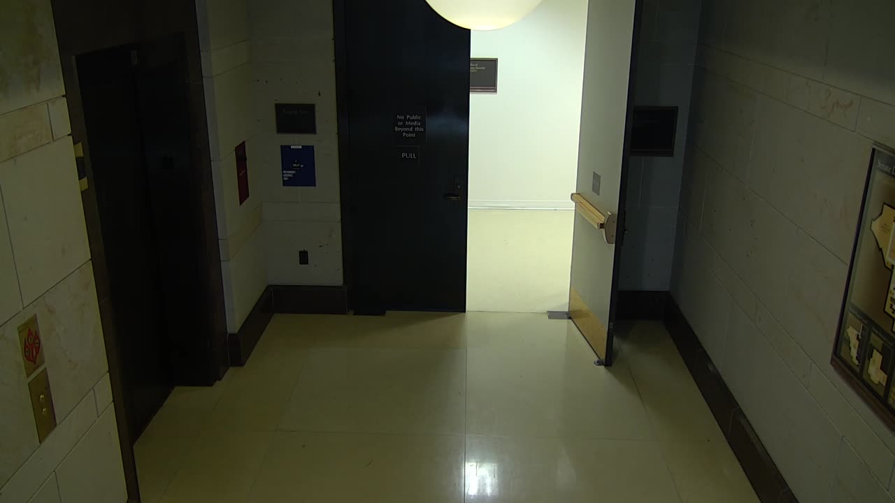 7088CVCLLSenateAtrium_2021-01-06_11h00min01s453ms.mp4