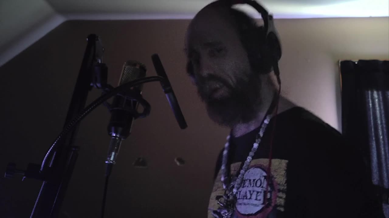 Cyraxx on Rumble. "FALLEN ANGEL VOCAL COVER". 8/9/2024. For his new "gf"...