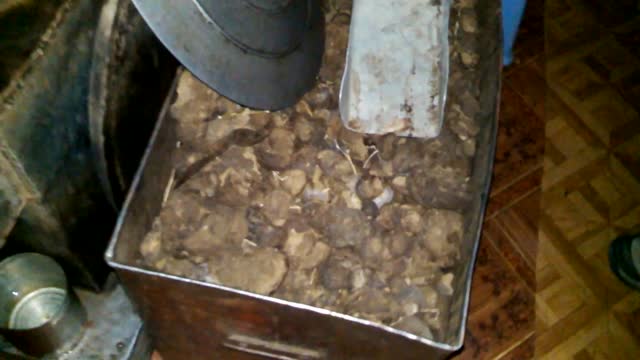 MONGOLIA - JANTAR POVO NOMADE - 1