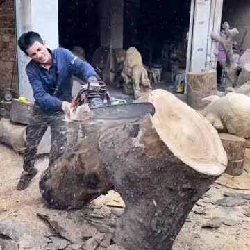 Chainsaw artwork. Amazing!!