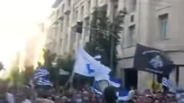 Πάνω από 45000 κόσμος στο Σύνταγμα!!