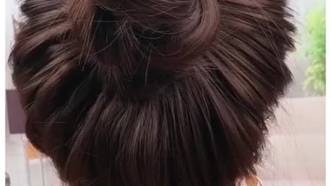 Stylish bun hairstyle you'll want to recreate ASAP!