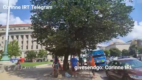 8.29.2022 LIVE Washington DC the National Achive police try to arrest Patrot Steve