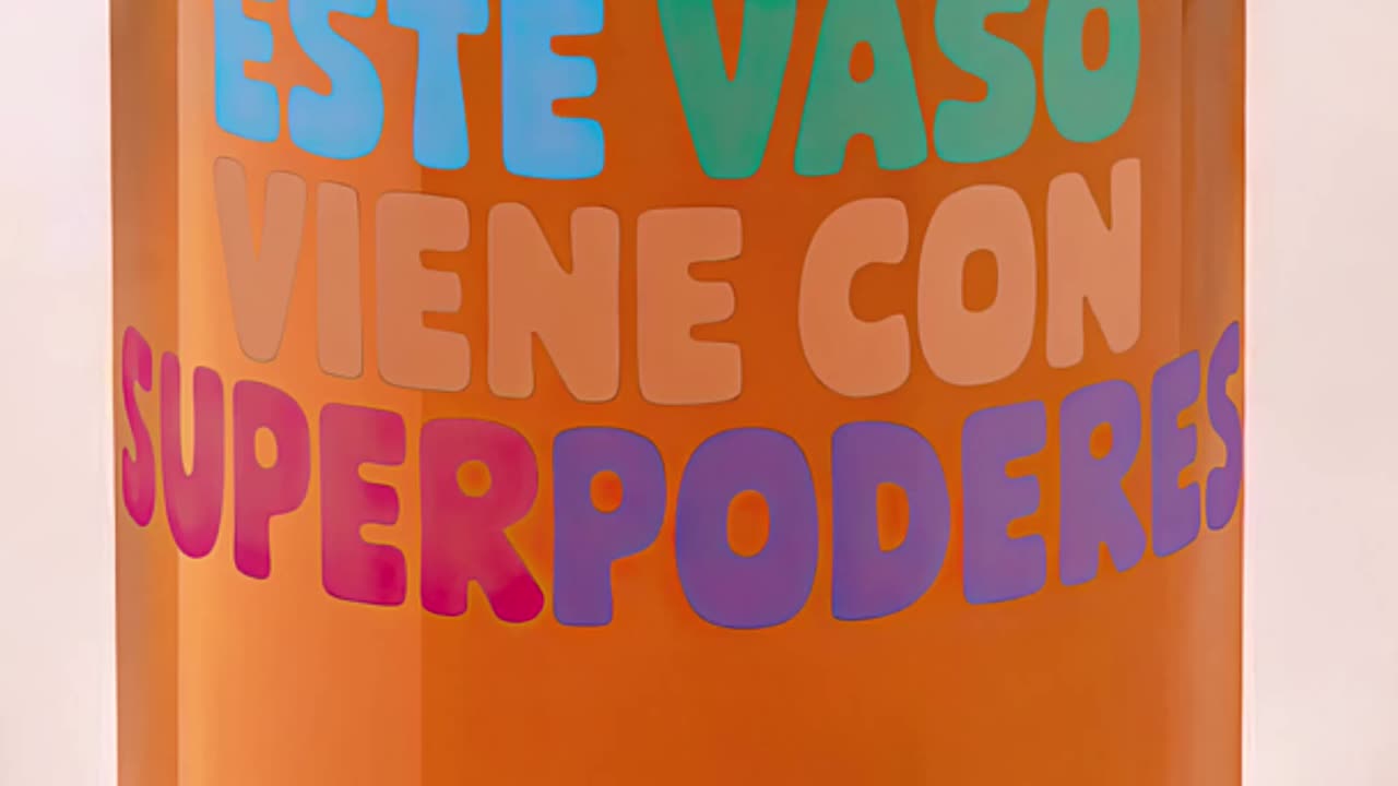 El vaso que transforma tu día con estilo y poder! #VasoÚnico #Superpoderes