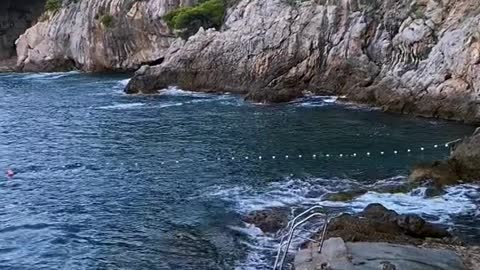 This hidden beach in SoCal is a California