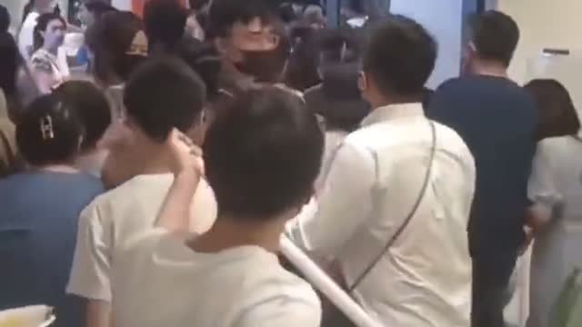 Chaos In Shanghai, as CCP Thugs Attempt To Quarantine Customers