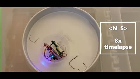 Magnetic Propelled Boat with two Aligned Electromagnets at 8x TIMELAPSE